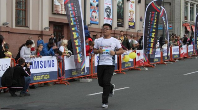 符拉迪沃斯托克成功举办首届国际马拉松赛