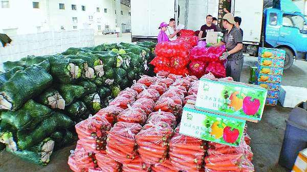 俄罗斯卢布低位运行中国最大对俄果蔬集散地出口锐减