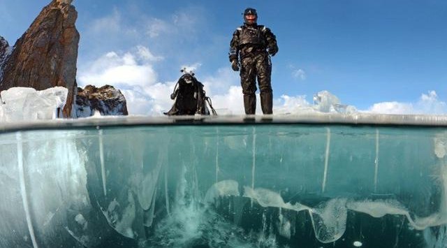 你知道俄罗斯零下20度的冰湖什么样吗？