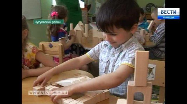 俄罗斯滨海边疆区企业家开始用环保型材生产料儿童木制玩具