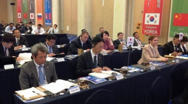 在滨海边疆区举行东北亚地区的州长峰会