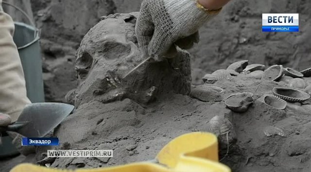 来自符拉迪沃斯托克的考古学家发现了一种独特的古代墓葬